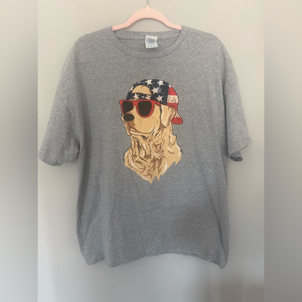 COPY - Men’s American dog T-shirt. EUC. Size XL.